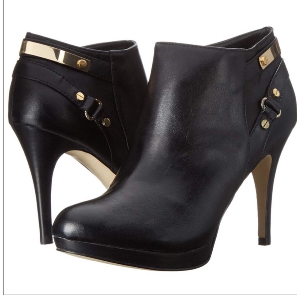 Marc Fisher Black Leather Platform Ankle Boots Gold Hardware Stiletto Heel 7.5M